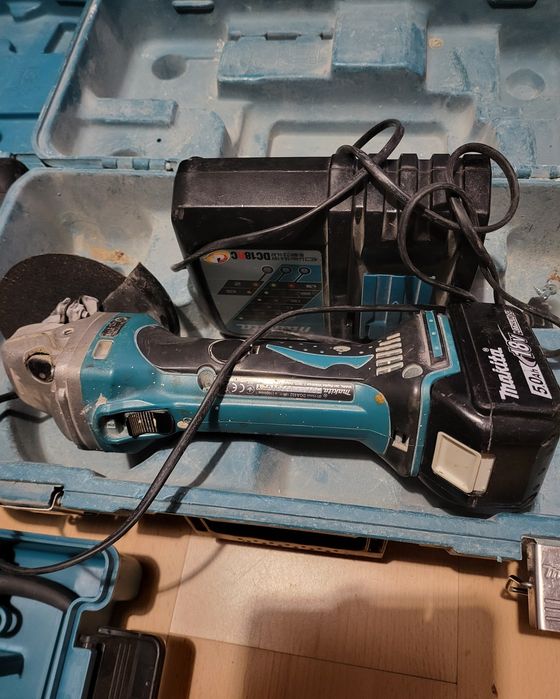 5 бр машини Makita