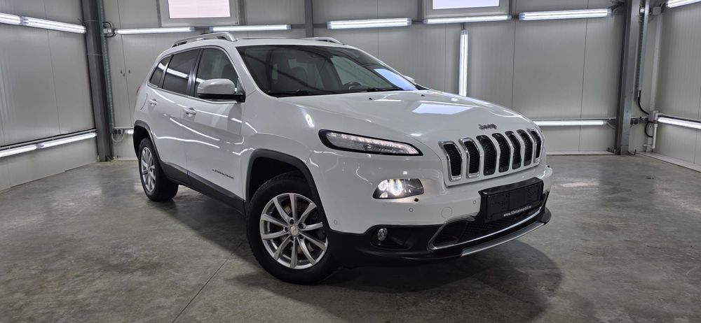 Jeep Cherokee Recent Importată, fără parcurs în România Preț Negociabil !!!