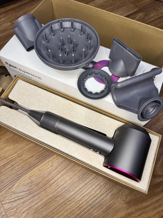 Фен Dyson supersonic 5в1