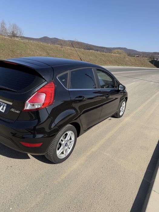 Ford fiesta MK7 2014