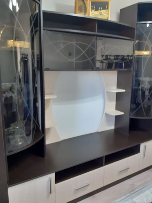 Стенка евромебель в отличном состоянии