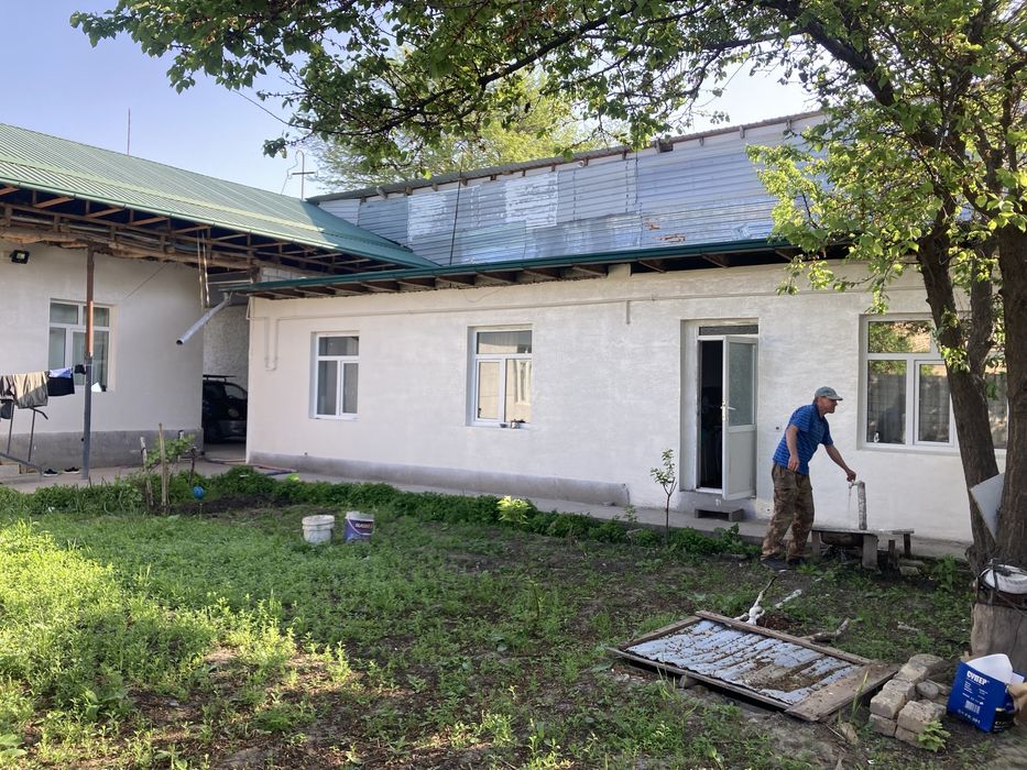 Zangiota tumani 4 sotix 4 xona tayor uy sotilad