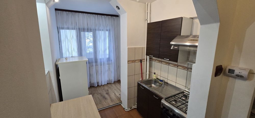De închiriat apartament cu o camera