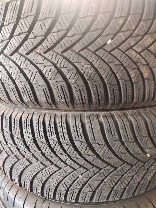 2бр.зимни гуми 205/60/16 Firestone