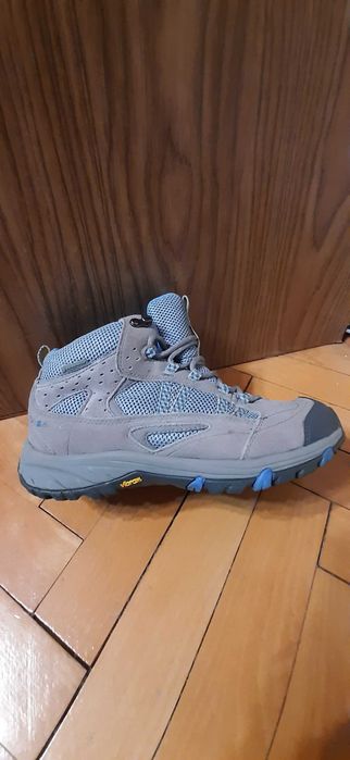 Туристически обувки