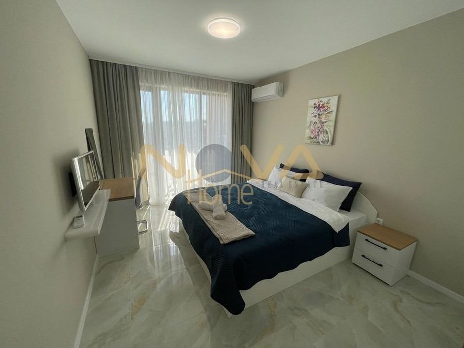 2-стаен в Варна, област-к.к. Св.Св. Константин и Елена площ 64 цена 1