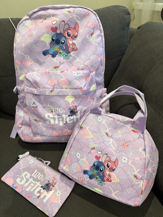 Раници с аксесоари Стич