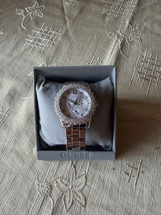 Дамски часовник Guess