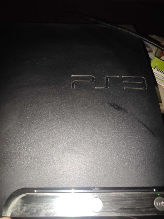 PS3 1TB + 2 джойстика + GTA 5 – Готов за игра