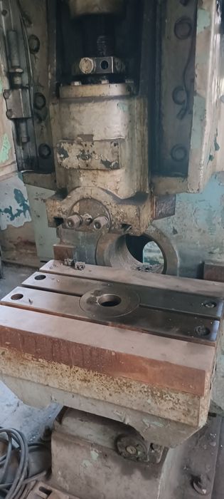 Продам пресс 100 тонн
