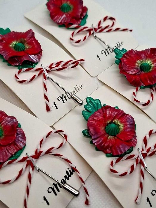 Broșe mărțișor 15 ron/buc, realizate handmade din  FIMO