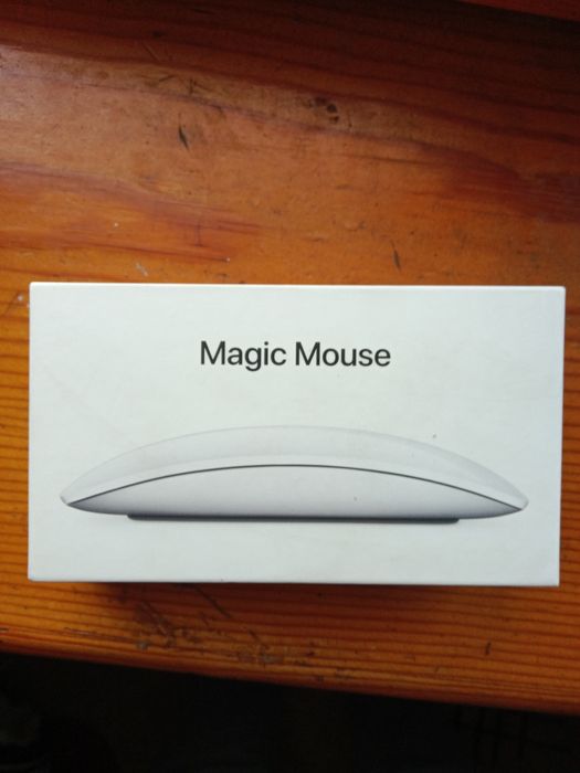 Magic mouse оригинал почти новый