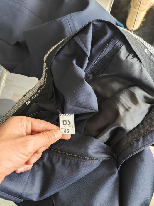 Costum de lână subțire , M