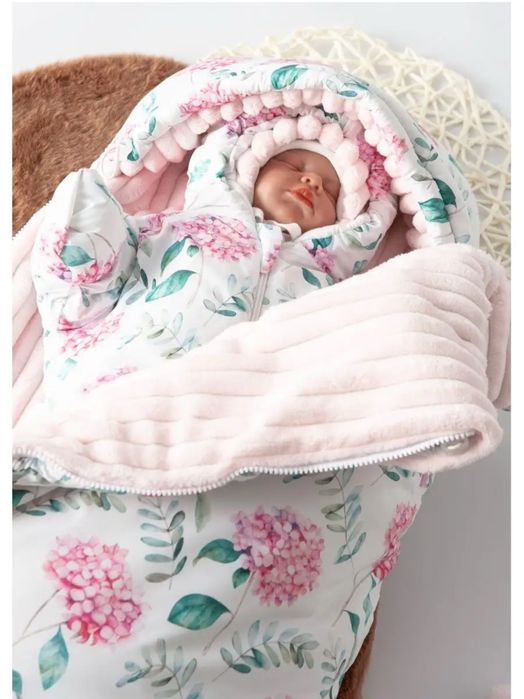 Продается конверт с комбинезоном