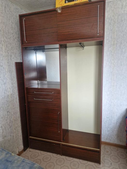 Шкаф в хорошем состояний
