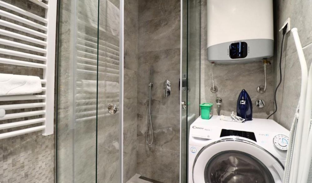 Дава се под наем Двустаен апартамент в София, Кръстова вада - 75 кв.м за 648.21 € - Снимка #3