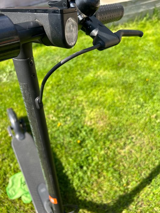 Vând trotinetă electrică xiaomi pro 2