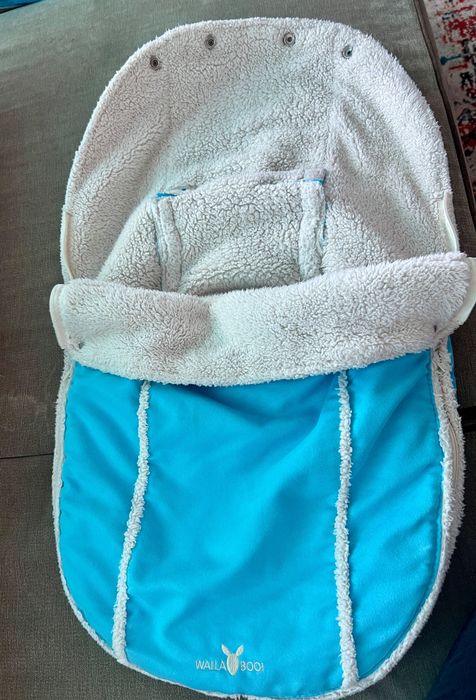 Зимно чувалче за бебешки кош или столче за кола