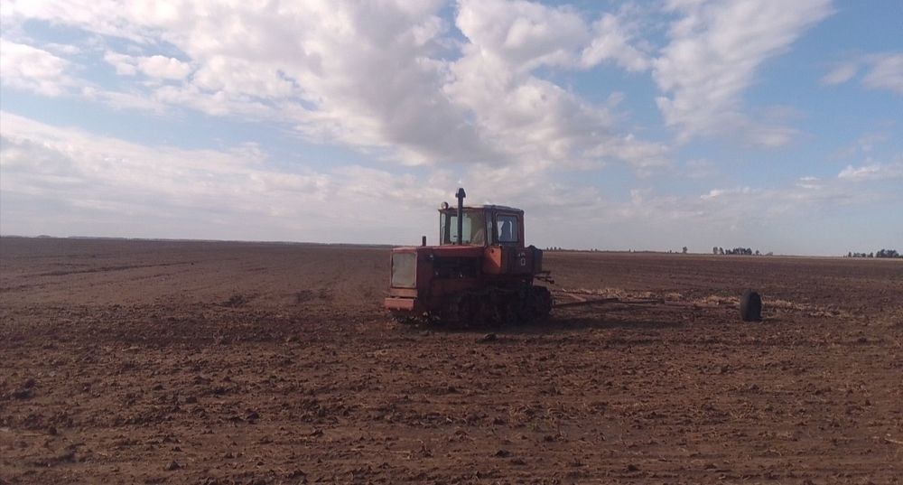 Продам настоящего монстра ДТ-75.