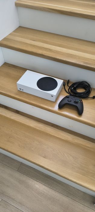 Xbox Series S / 1 controller