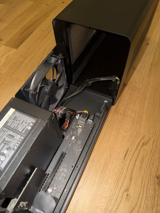 eGPU Razer Core X Chroma
