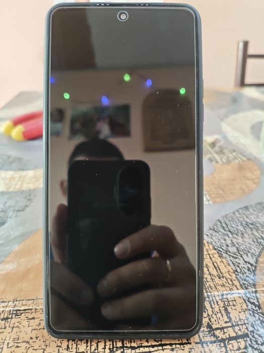 Xiaomi Poco F3 5G + Зарядно Устройство – 6GB RAM / 128GB Много Запазен