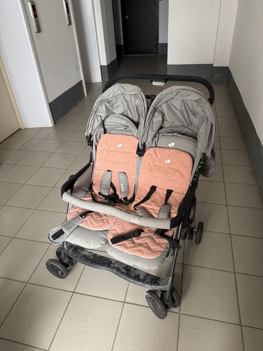 Коляска для близнецов или погодок