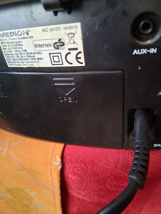 Medion:Radio -cd-mp3,usb,sd,aux,functional