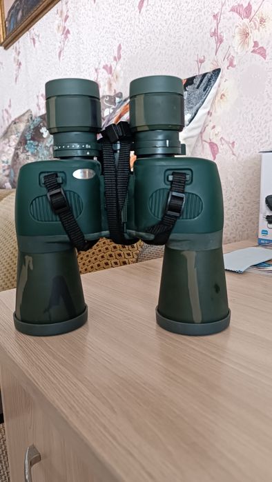 Продаётся отличный бинокль.