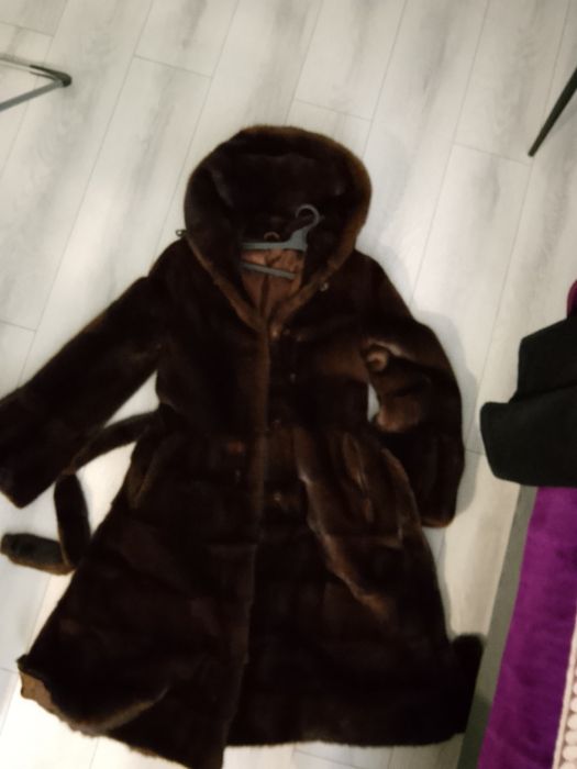 Шуба норковая в хорошем состоянии