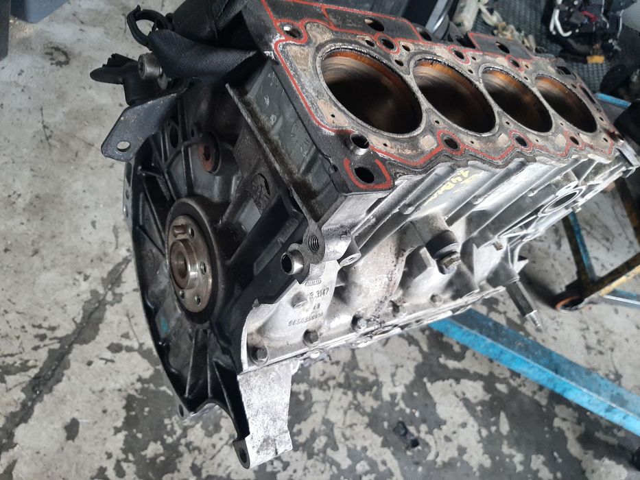 Bloc motor peugeot 206 207 citroen c2 c3 1.4b kfv euro 3