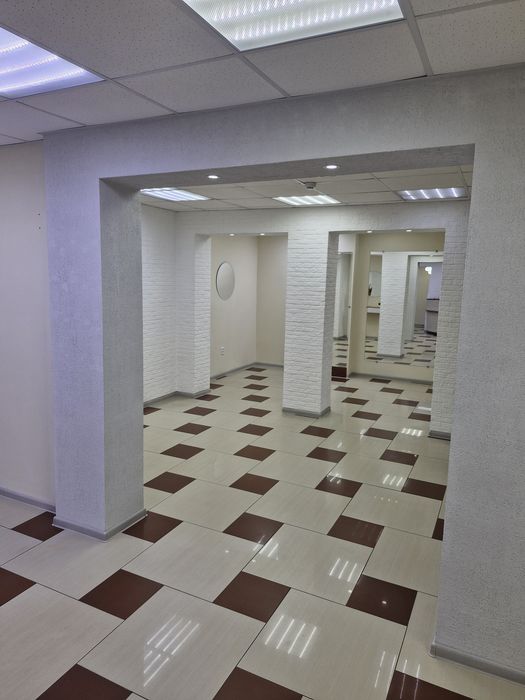 Сдам в центре 94 м кв  коммерческую недвижимость либо продам