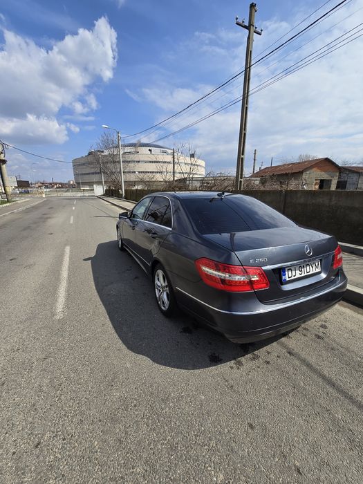 Mercedes-Benz Clasa E (W212) 2011 | 2.2 CDI Diesel | Automat | Avantgarde |