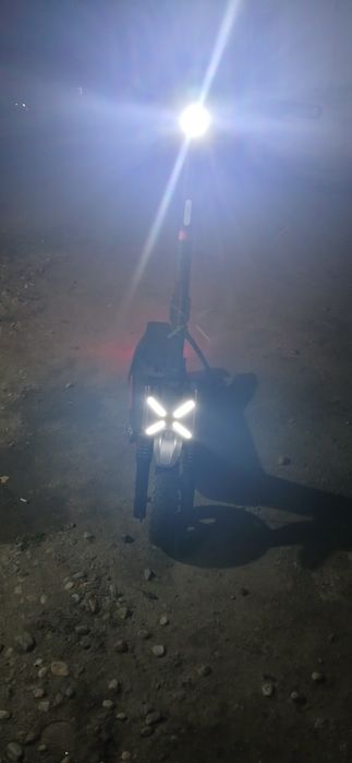 Vând trotineta electrică, mai multe detalii în privat.