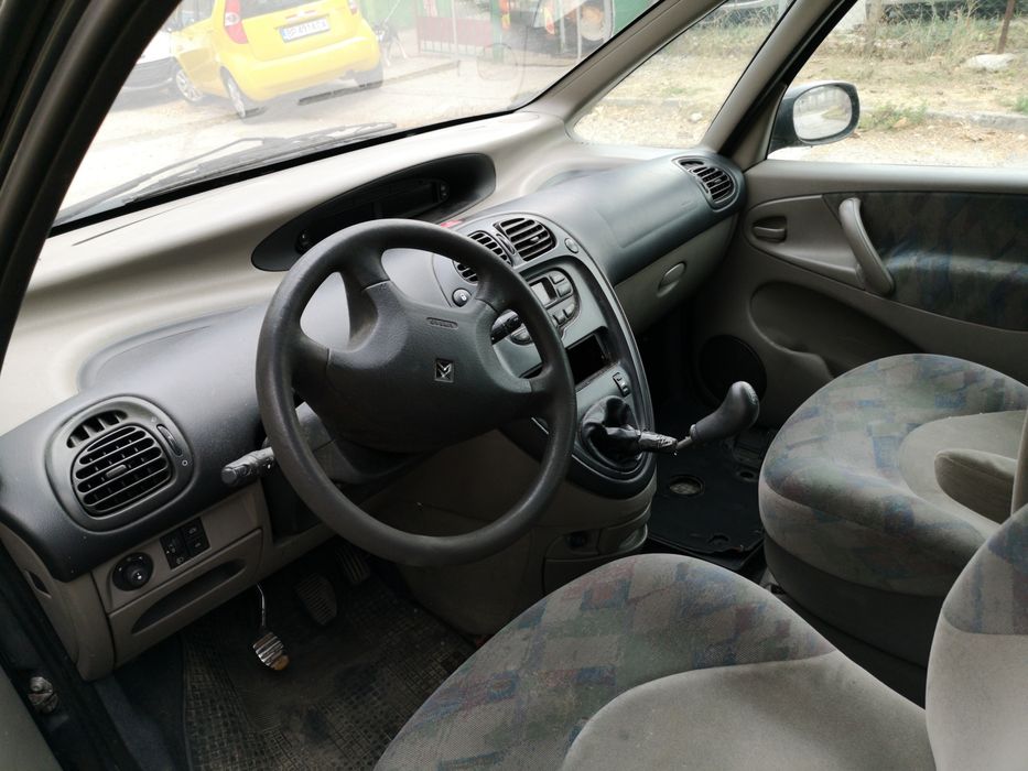 Citroen xsara picasso 2.0hdi 90ps за части
