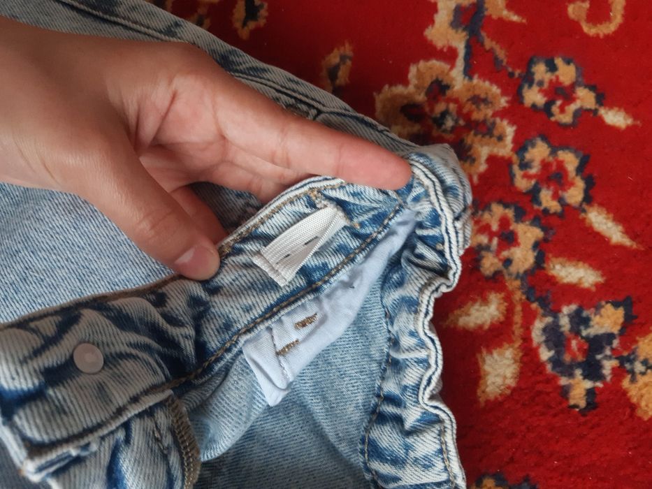 срочно продам джинсовые шорты на девочку DeFacto