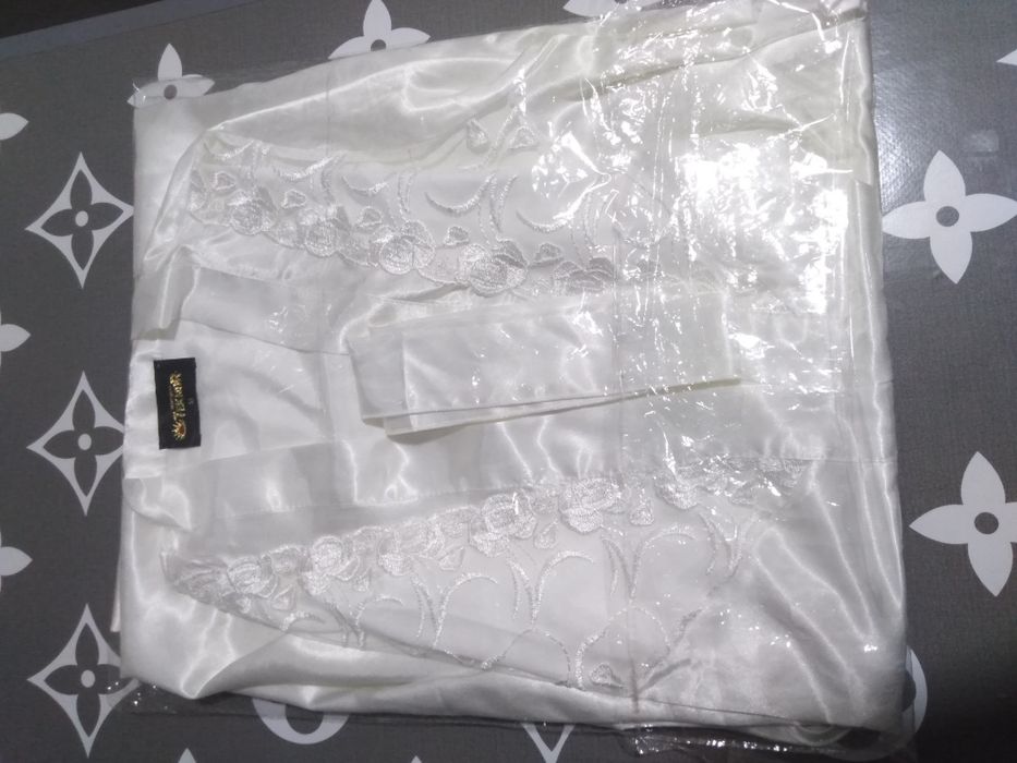 Новый Женская пеньюар.