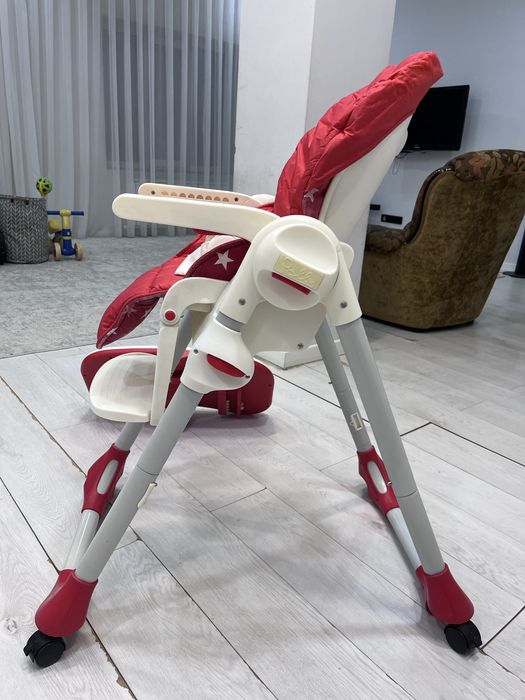 Продам Chicco детский стульчик