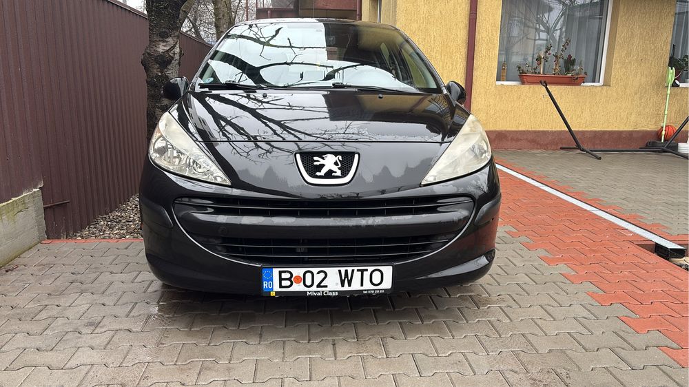 Vanzare Peugeot 207 , 1,4 benzina, manuala , 2010
