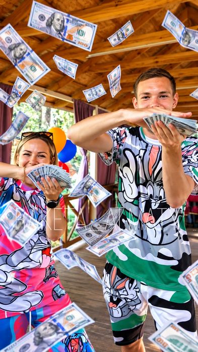Ведущие для подростков