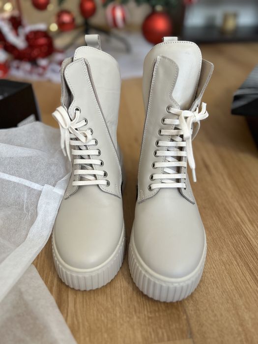 Бежови боти 36 номер