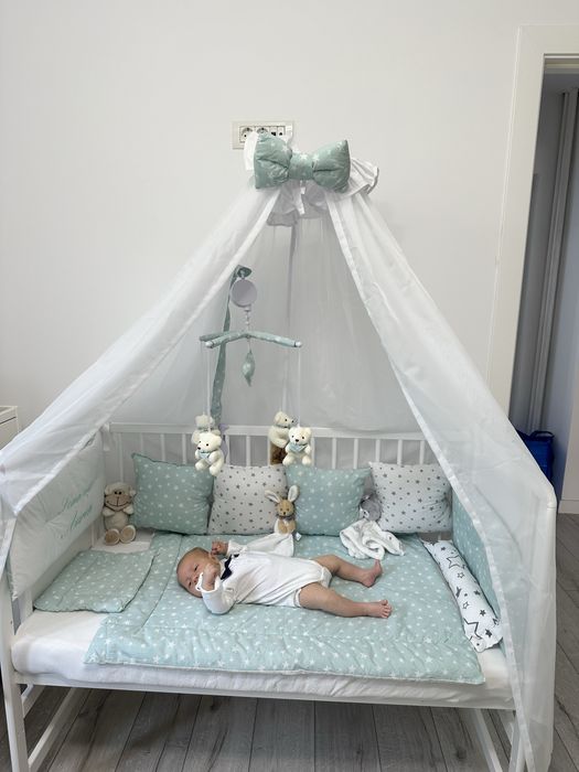 Vand patut bebe, cu saltea Ikea si baldachin