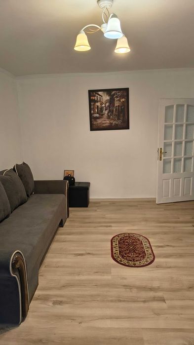 Vând apartament 2 camere cartier 1 Mai