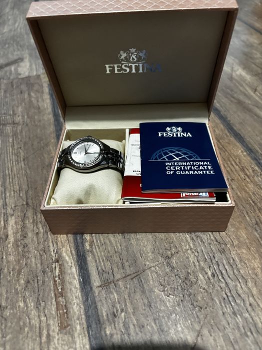 Ceas Dama Festina