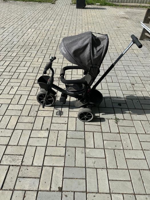 Продаю трехколесный велосипед