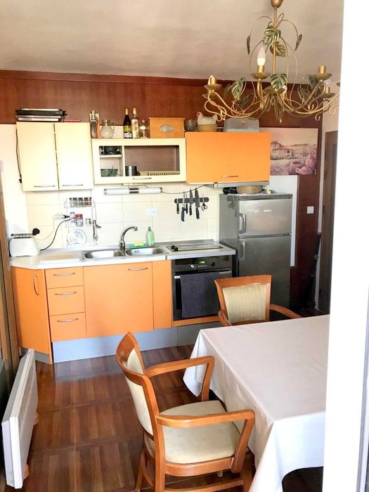 Дава се под наем Двустаен апартамент в София, Лозенец - 45 кв.м за 561 € - Снимка #1