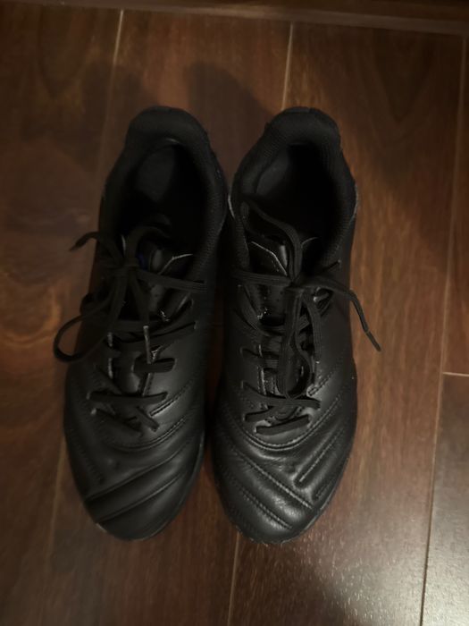 Ghete Fotbal din piele marimea 38