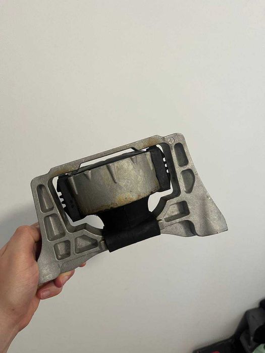 окачване на двигател 2.0tdi volvo/ford