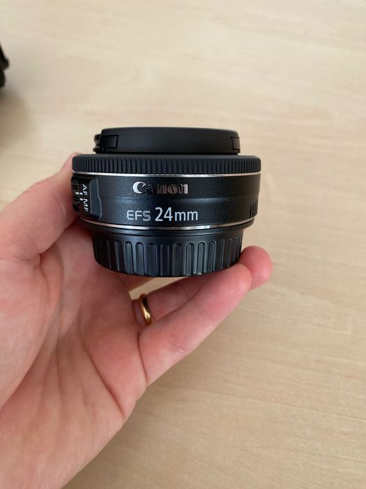 Obiectiv Canon Ef-s 24mm 2.8