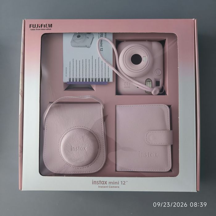 Комплект Fujifilm - instax mini 12 Bundle Box